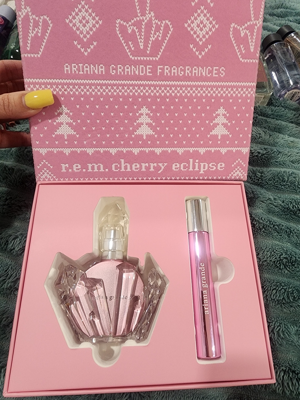Ariana Grande r.e.m. Cherry Eclipse Gift Set - NIB